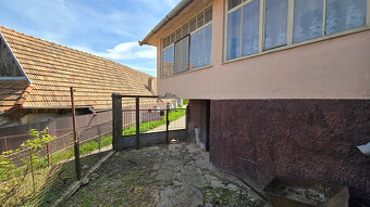 Rodinný dom v obci Pukanec na ul. SNP - poz. 427 m2 - 18