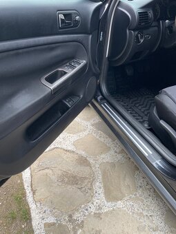 Volkswagen Passat B5.5 1.9 TDI 96kw 4MOTION - 18
