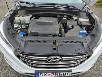 HYUNDAI TUCSON 2,0 CRDI 4WD - 18