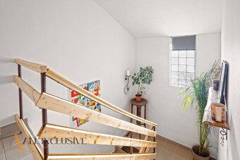 ALL INCLUSIVE | NA PREDAJ POSCHODOVÝ 5-IZBOVÝ RODINNÝ DOM, V - 18