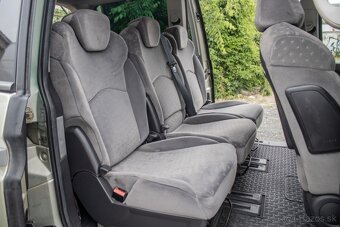 Peugeot 807 2.2 HDI ST - 18