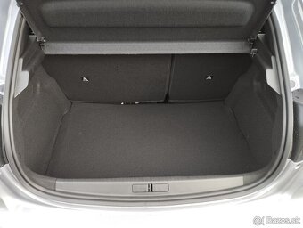 Peugeot 208 STYLE - 1.2 PureTech 74kw, NOVÉ VOZIDLO v záruce - 18