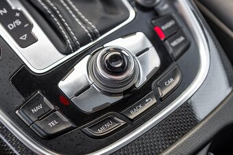Audi SQ5 3.0TDI V6 230kW Quattro AT8 07/2014 - 18