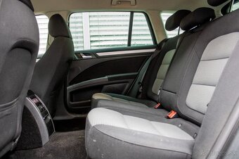 Škoda Superb Combi 2.0 TDI 4x4 DSG - 18