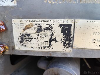 Báger Volvo, 5000kg, 3x lyžica. - 18