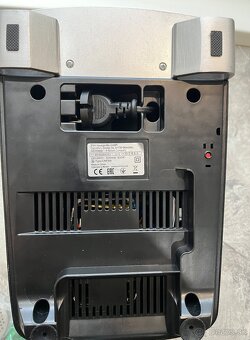 Mlynček na mäso Bosch MFW68660 2200W - 18
