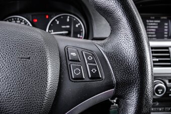 BMW Rad 3 Touring 320d / NA SPLÁTKY / PROTIÚČET - 18