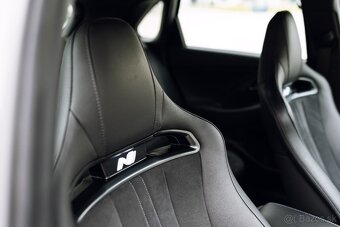 Hyundai i30n - 18