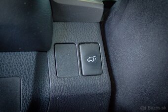 Toyota RAV4 2.5 Hybrid Active FWD - 18