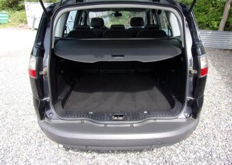 Ford S-MAX 2.0TDCi 103kW TOP KM 127 000KM nafta manuál - 18