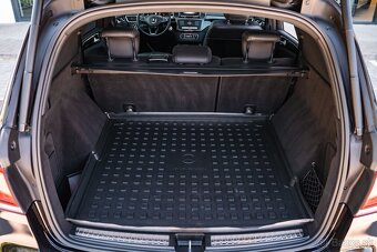 Mercedes-Benz GLE 350d 4Matic AMG Line - 18