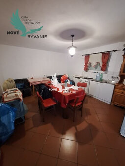 Na predaj dom v druhej rade od mora s výhľadom na more, len  - 18