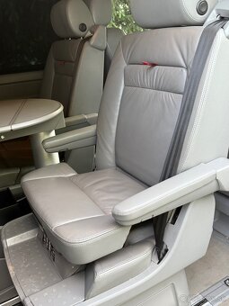 VW MULTIVAN HIGHLINE rv10.2007,7miestne - 18