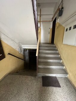 2 izb. byt, PRIEVOZSKÁ ul. - 18
