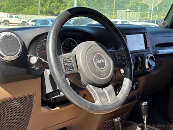 Jeep Wrangler 2012 Unlimited Sport 3.6L V6 A/T - 18