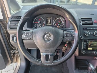 Volkswagen Touran 1.6 TDI Comfortline DSG 7 - miest - 18
