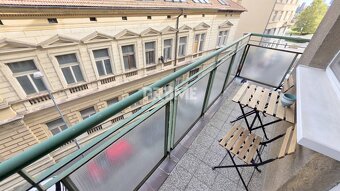 JEDINEČNÝ 2i byt, REKONŠTRUKCIA, 2 x BALKÓN, Kúpeľná ulica,S - 18