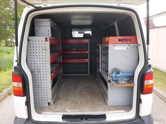 Volkswagen Transporter T5 - 18