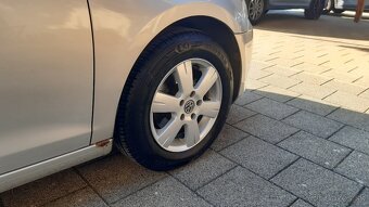 VW Golf VI. benzín 1,4  59 kW - 18