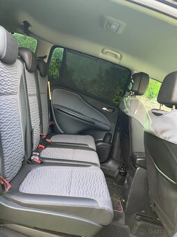 Predám OPEL ZAFIRA Tourer 7miest, 1.4Turbo, automat - 18