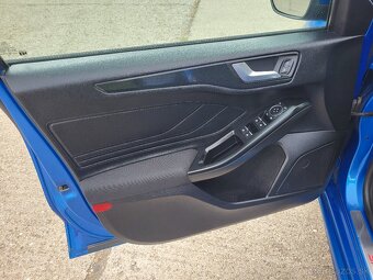Ford Focus ST.line - 18