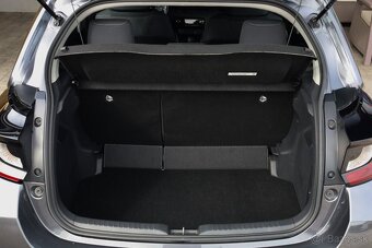 Toyota Yaris 1.5 Dynamic Force Comfort MDS - 18