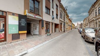Prenájom 3 izbového zariadeného mezonetu s parkovaním, Hlavn - 18