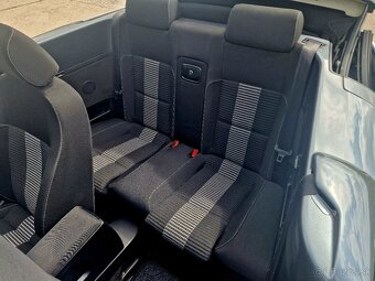 Volkswagen New Beetle 1.9TDI rok 2009 - 18