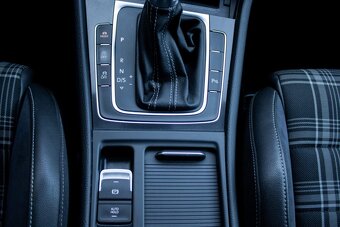 Volkswagen Golf Variant 2.0TDI GTD DSG - 18