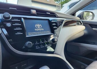Toyota Camry 2.5-ZÁRUKA-BENZÍN-AUTOMAT - 18