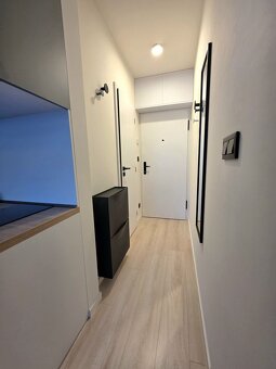 NA PREDAJ PEKNÝ 1 - IZBOVÝ BYT NA ULICI KRIVÁ, KOŠICE - JUH - 18