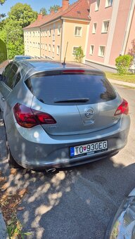 OPEL ASTRA 1.4 TURBO 1600 € - 18
