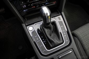 Volkswagen Passat Variant 2.0 TDI DSG Business - 18