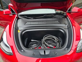 Tesla Model Y Premium Long Range AWD 514PS Fabrická Záruka - 18