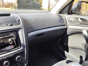 Skoda Octavia 1.6mpi 2011 - 18