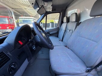 VOLKSWAGEN CRAFTER do 3,5t SKLÁPAČ HYDRAULICKÁ RUKA - 18