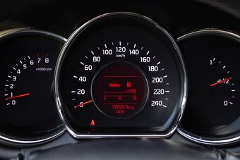 Kia Ceed 1.4GDi 74kw 2016 MT/6 - 18