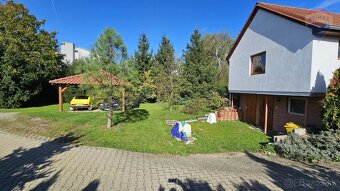 5 izbový rodinný dom s garážou v obci Čeľadice \"EXKLUZÍVN - 18