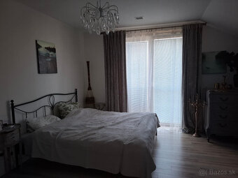 EXKLUZÍVNE novší, atraktívny rod.dom na 11á pozemku - 18