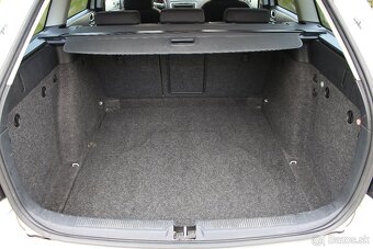 Škoda Octavia Combi 2.0 TDI CR Elegance, DPH, Vyhr. Sedadlá - 18