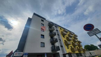 PRENÁJOM- Poprad 3-izbový byt centrum, 2 garáž.státia, balkó - 18