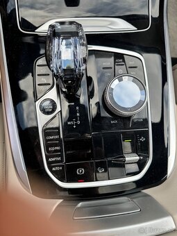 Predám BMW x7 - 18