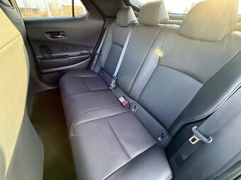 TOYOTA C-HR, 1.8 Hybrid - 18