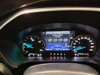 Ford Kuga 2.5 Duratec PHEV 225k Titanium CVT - 18