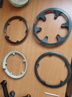 [17]  Bicyklové doplnky - 18