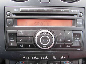 Nissan Qashqai 2.0 dCi Acenta 4x2 - splátka 105,-€ - 18