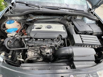 ŠKODA OCTAVIA 2 SCOUT 4x4 1.8TSI 118KW FACELIFT M2011 TAŽNÉ - 18