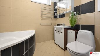 REB.sk ponúka na predaj moderný 11 izb. dvojdom na 1128 m2 p - 18