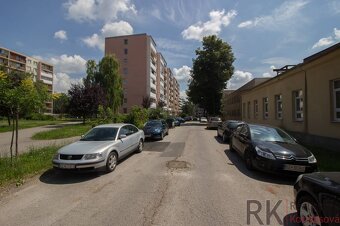 Top lokalita- 3-izb.byt s loggiou, Jakobyho - 18