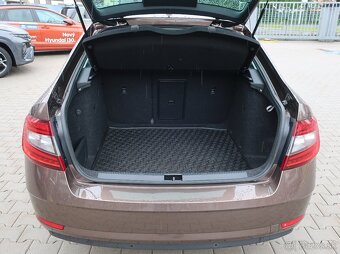 Škoda Octavia 1.5TSI 110kW AMBITION TAŽNÉ ČR 1MAJITEL - 18